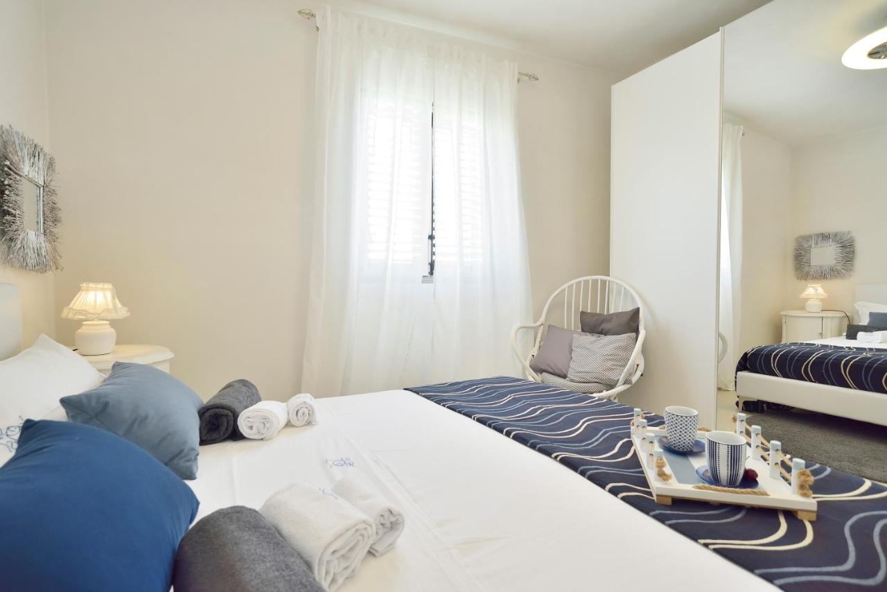 Casa Con Accesso Al Mare Lejlighed Santa Maria Del Focallo Eksteriør billede